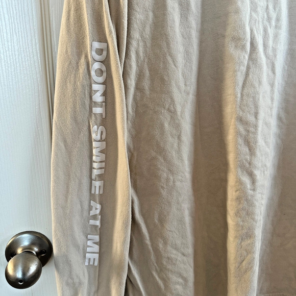 billie eilish don't smile at me beige long sleeve unisex t-shirt size large 2019 - Picture 2 of 5